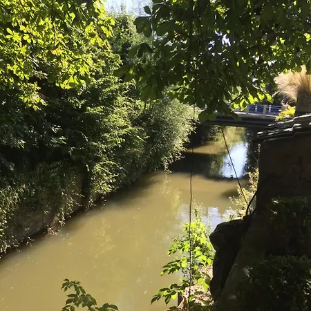 호텔 De La Riviere Saint-Étienne-au-Mont